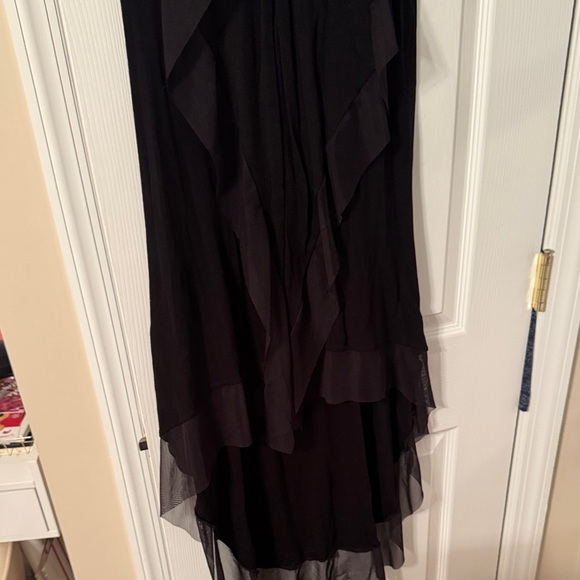 BCBG MAXAZRIA CYDNEE CASCADE-FRONT CONTRAST - Picture 8 of 9